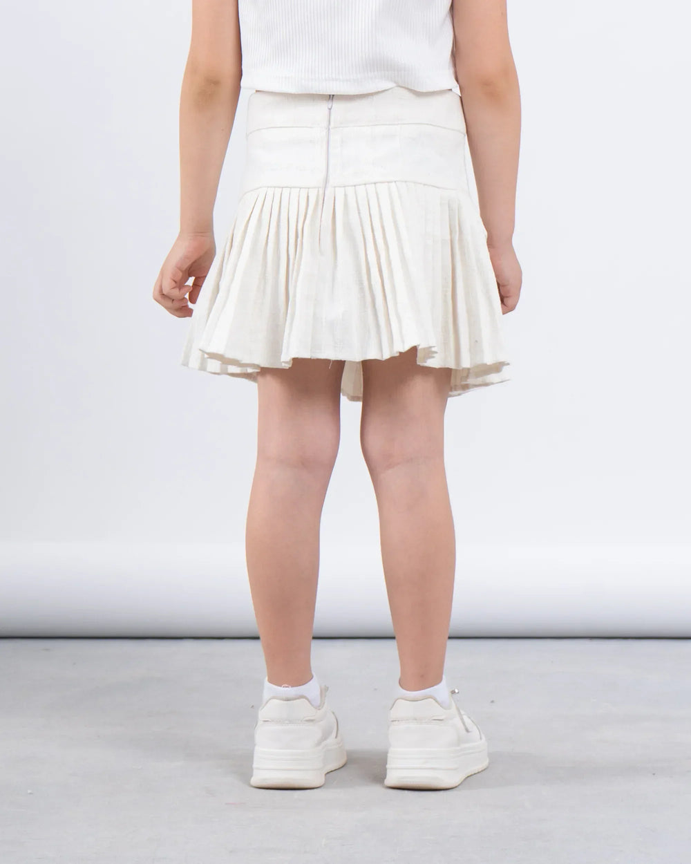 Pleated Skirt With Patch Pockets - Venti