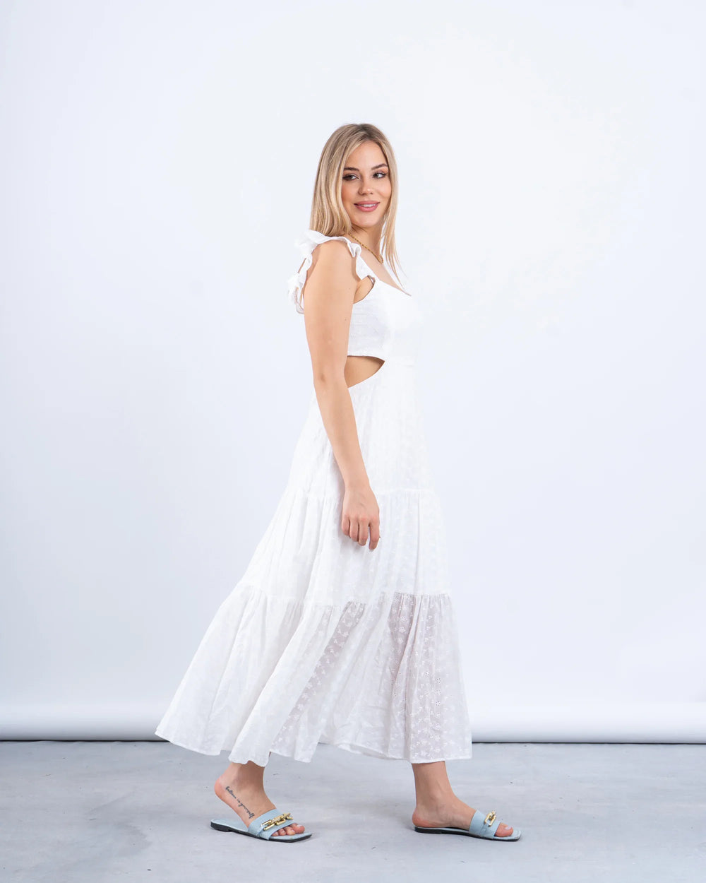 Embroidered Maxi Dress with Cut-Out - Venti
