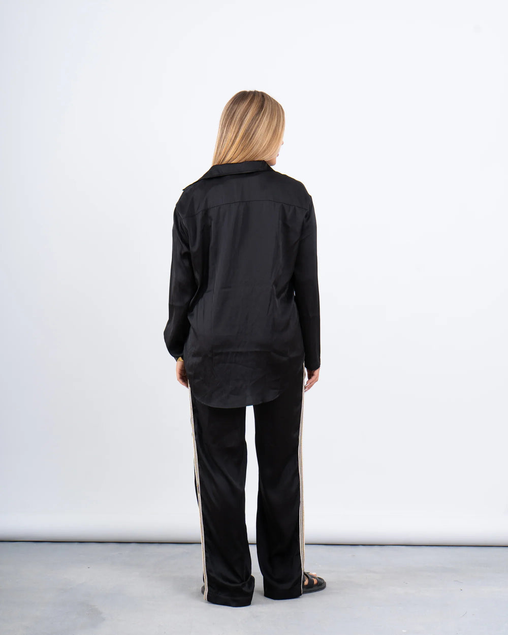 Silk Relaxed Shirt & Pants Set - Venti