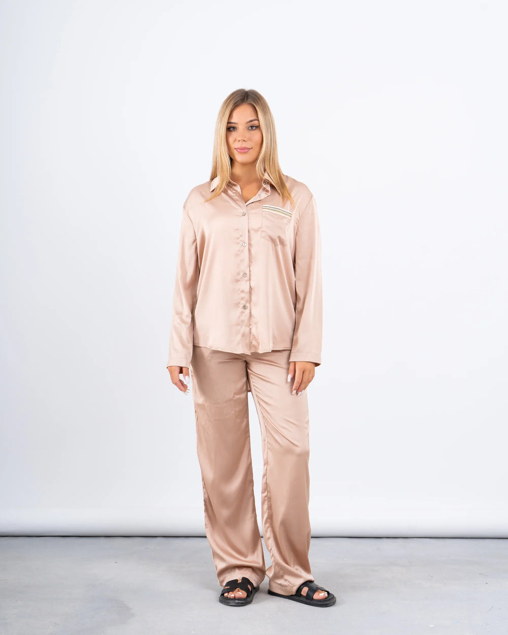 Silk Relaxed Shirt & Pants Set - Venti