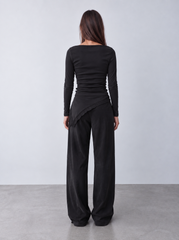 Women drapped lace trim