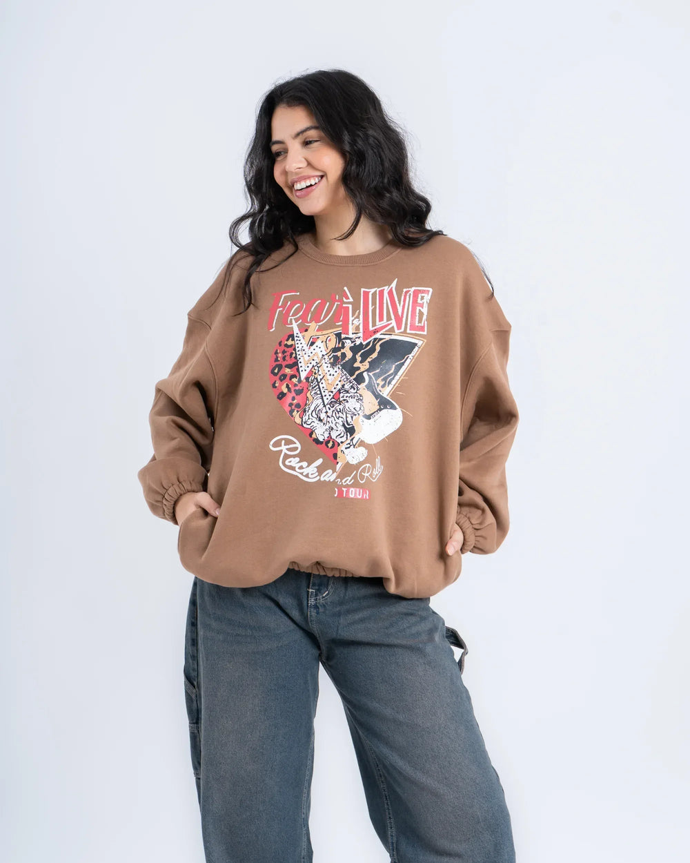 Oversized Graphic Hoodie - Venti