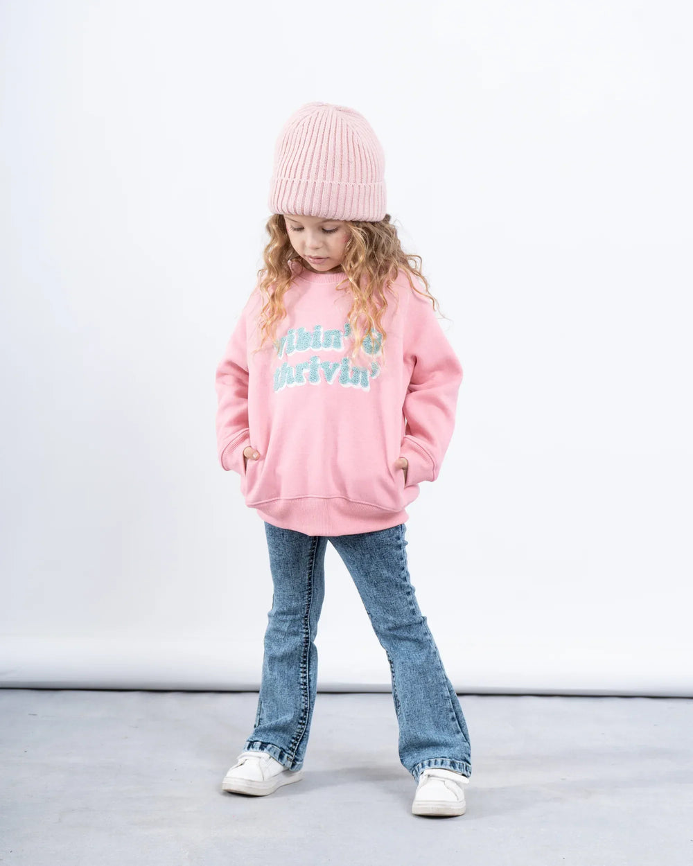 “Vibin’ & Thrivin’” Fleece-Lined Sweatshirt - Venti