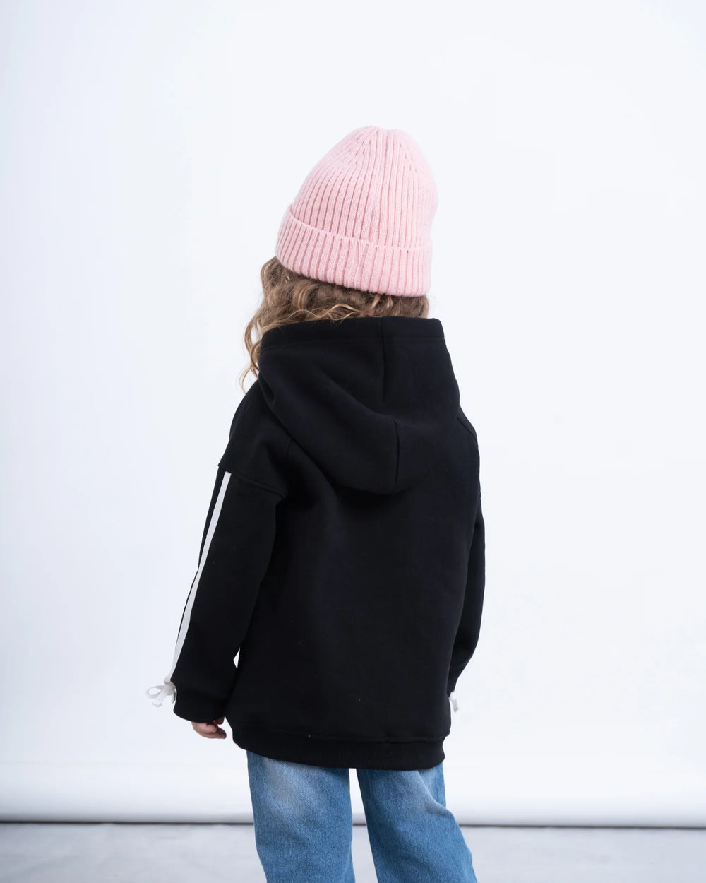 Sleeve Side-Tape Graphic Sweatshirt - Venti