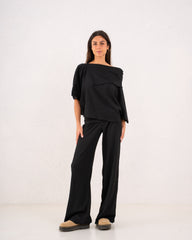 Women loose asymetric top