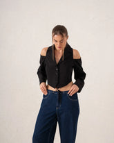 Cut-Out Shoulder Tailored Cropped Vest - Venti