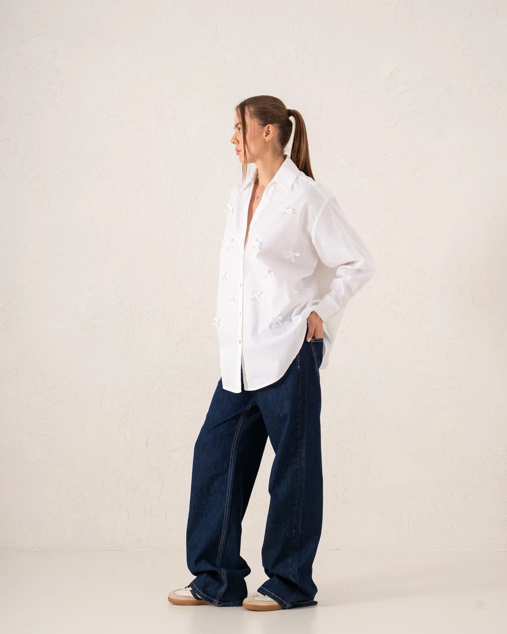 Oversized Bow Embellished Shirt - Venti