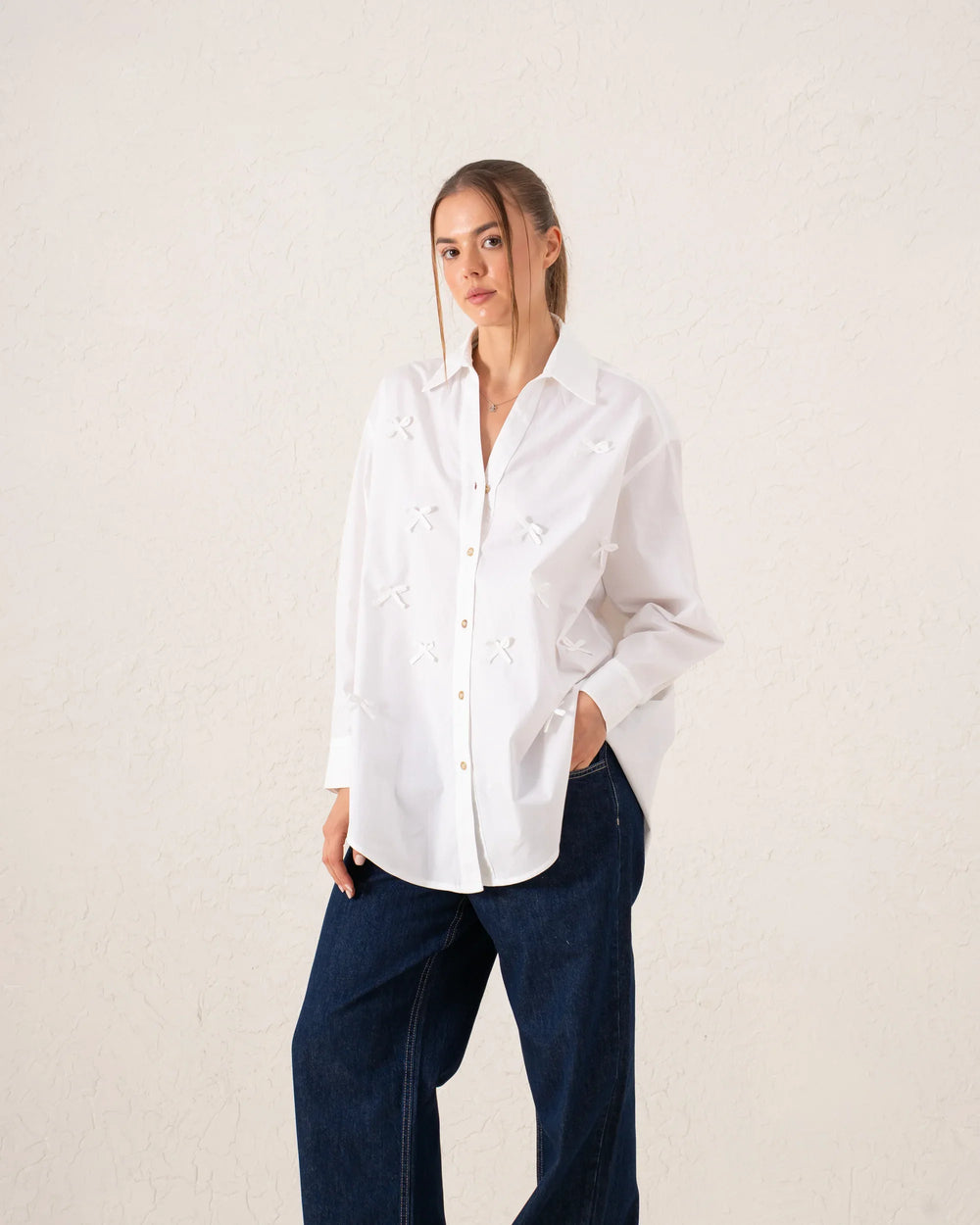 Oversized Bow Embellished Shirt - Venti