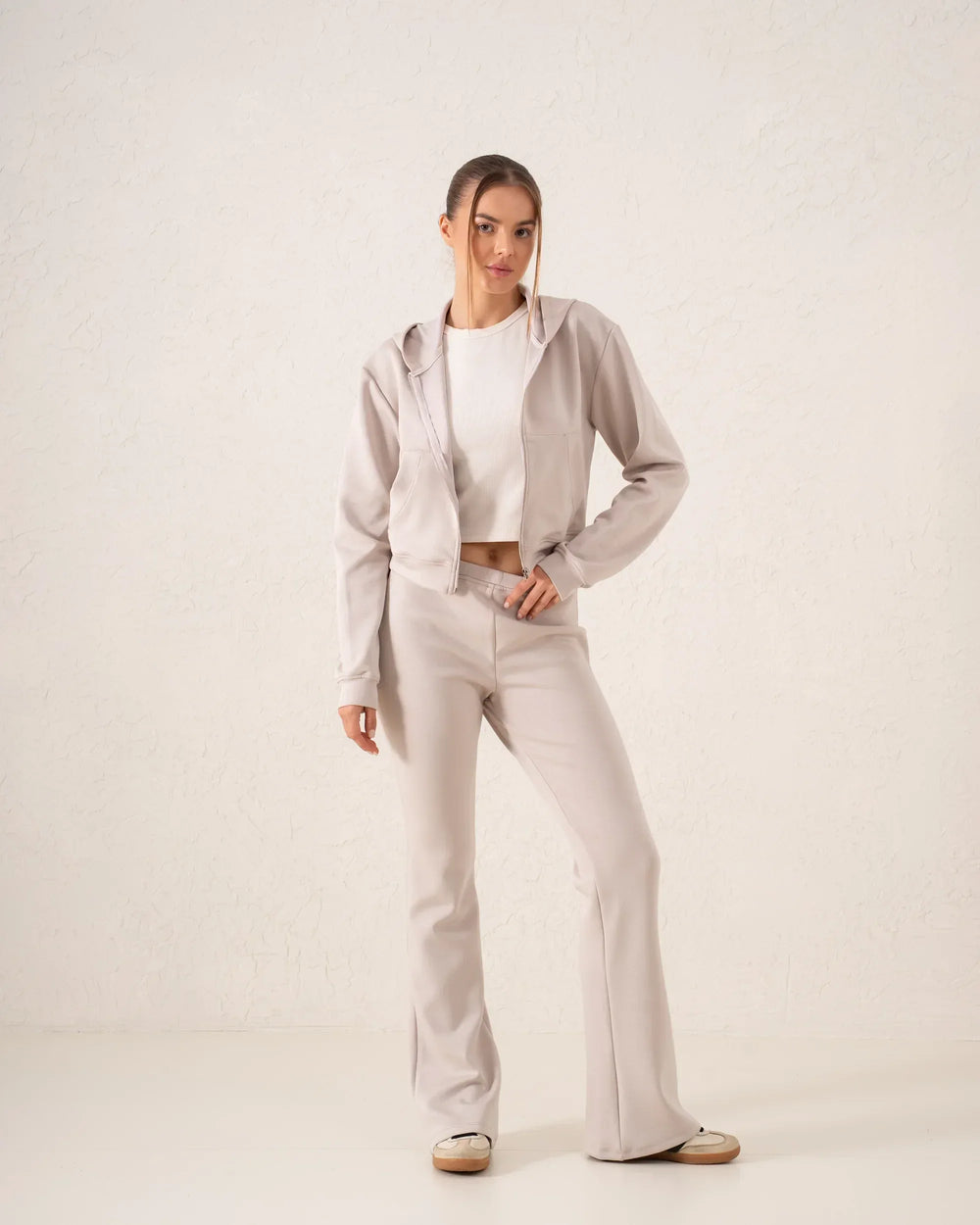 Cropped Zip Hoodie - Venti