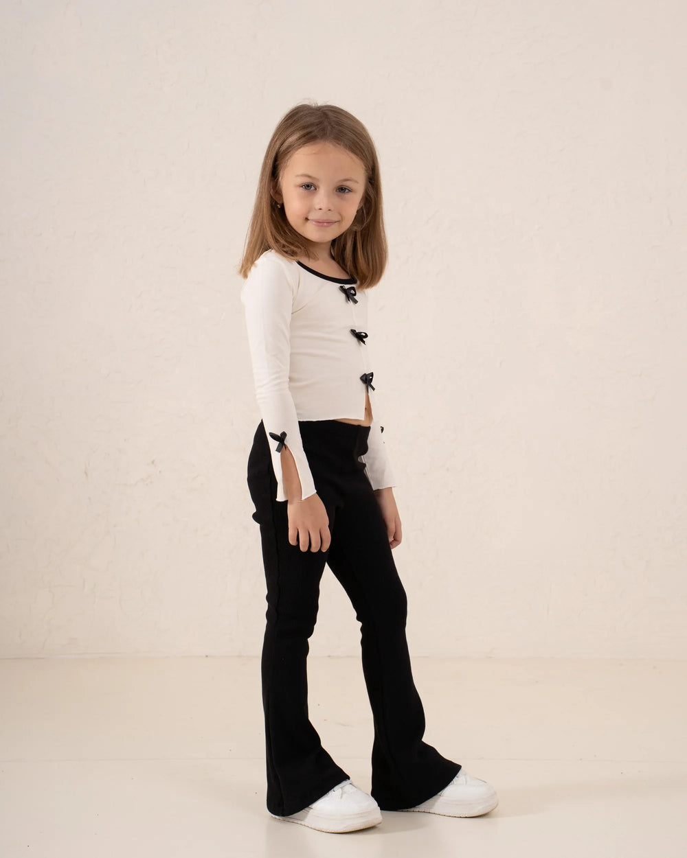 Contrast Bow Long-Sleeve Top - Venti