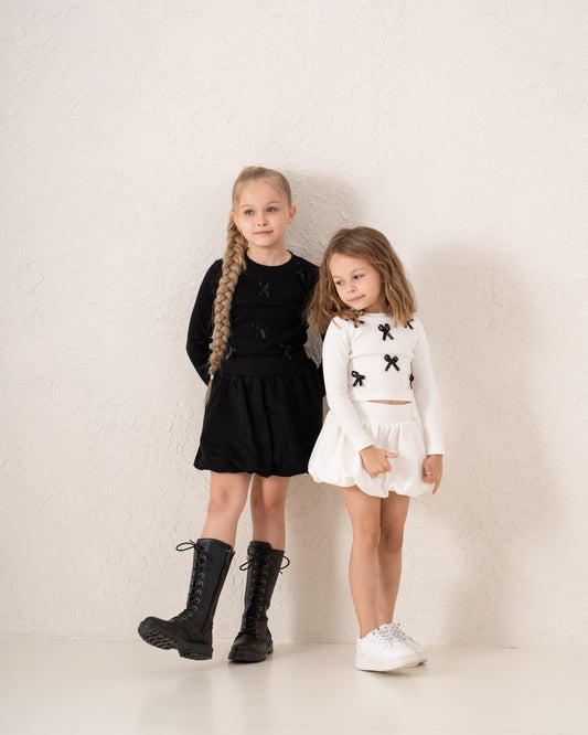 Ribbed Top With Bows