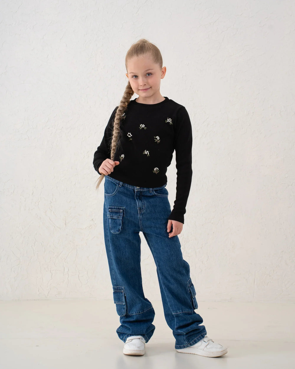 Embroidered Floral Ribbed Top - Venti