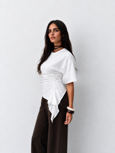 Women assymetric tshirt