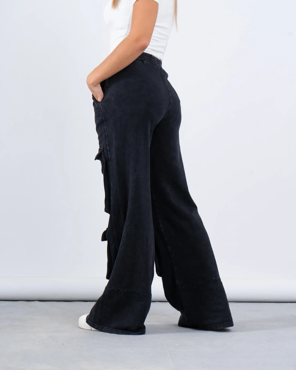 Oversized Cargo Pocket Sweatpants - Venti