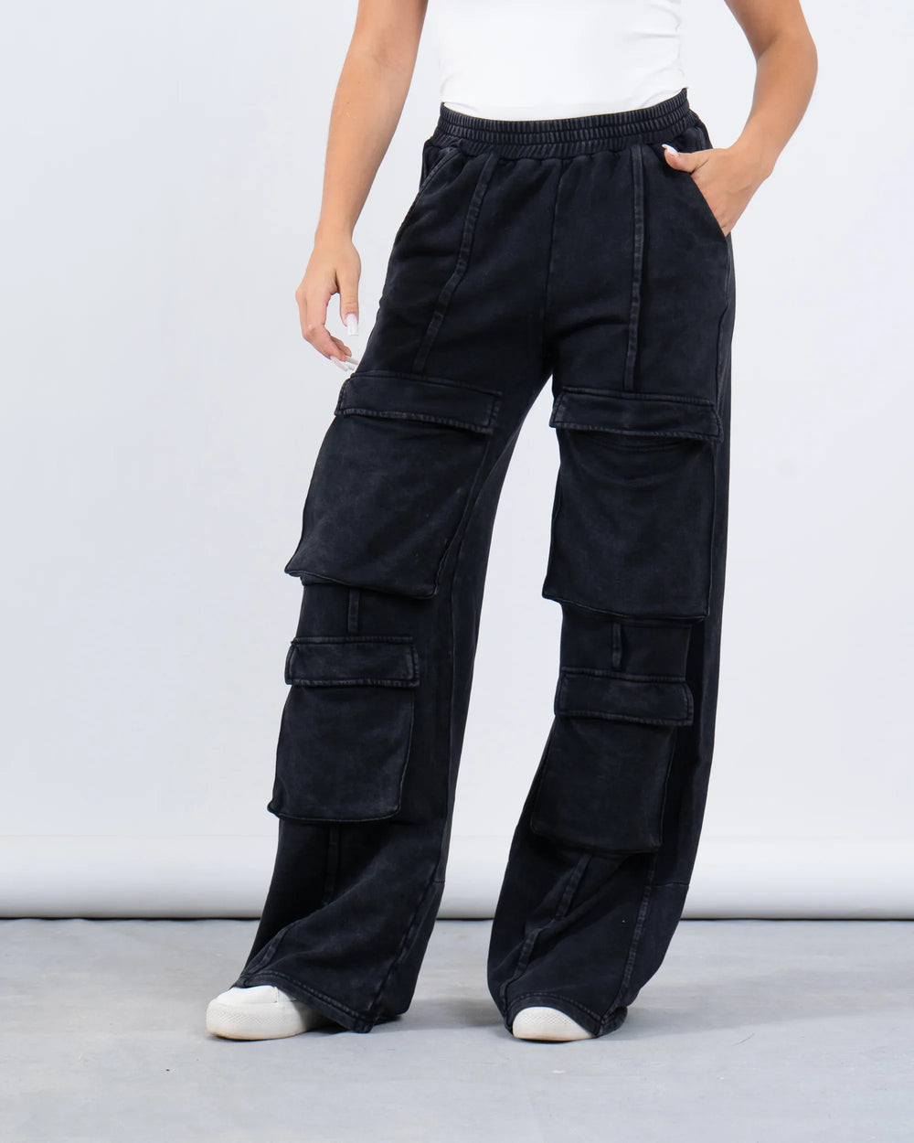 Oversized Cargo Pocket Sweatpants - Venti