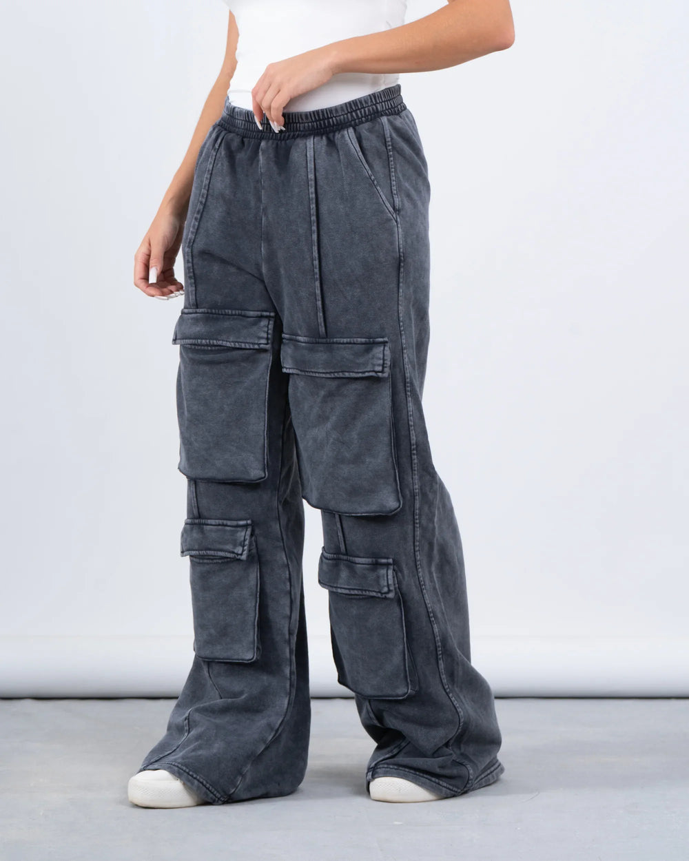 Oversized Cargo Pocket Sweatpants - Venti