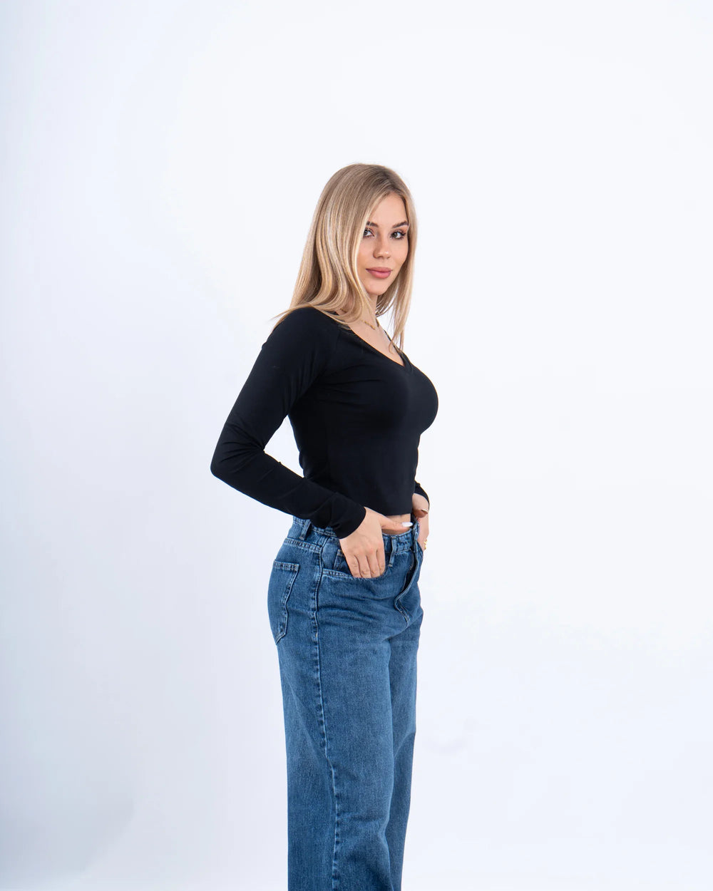 V-Neck Cotton Long-Sleeve Basic Top - Venti