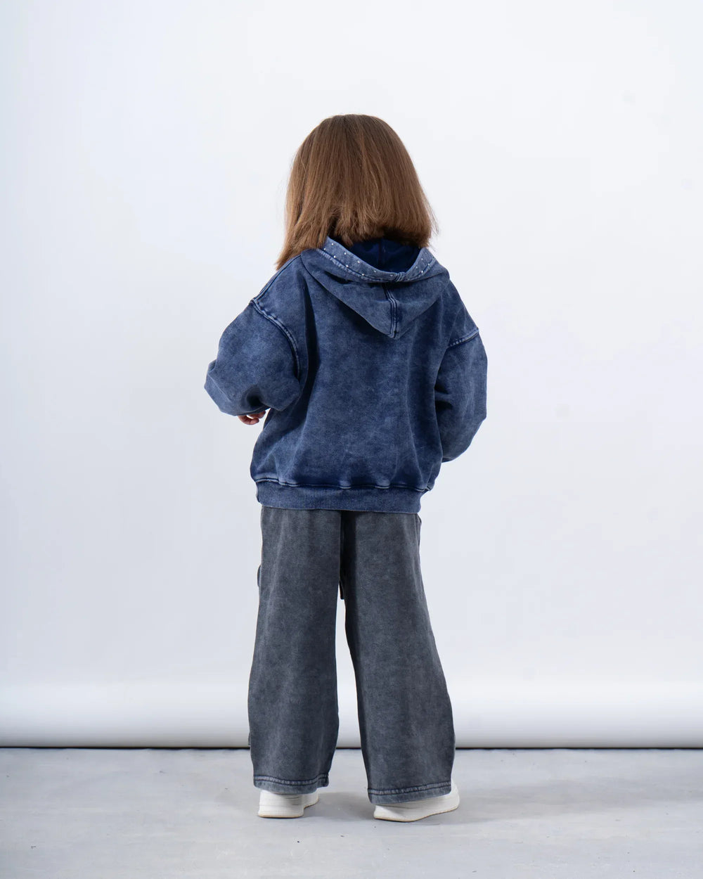 Graphic Studded Hoodie - Venti