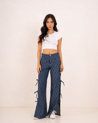 Women textured denim tieup