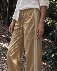 Women side details silk