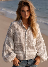 Women paisley print puff