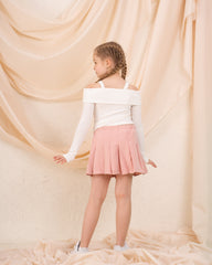 Girl pleats skirt