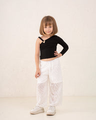 Girl textured pants
