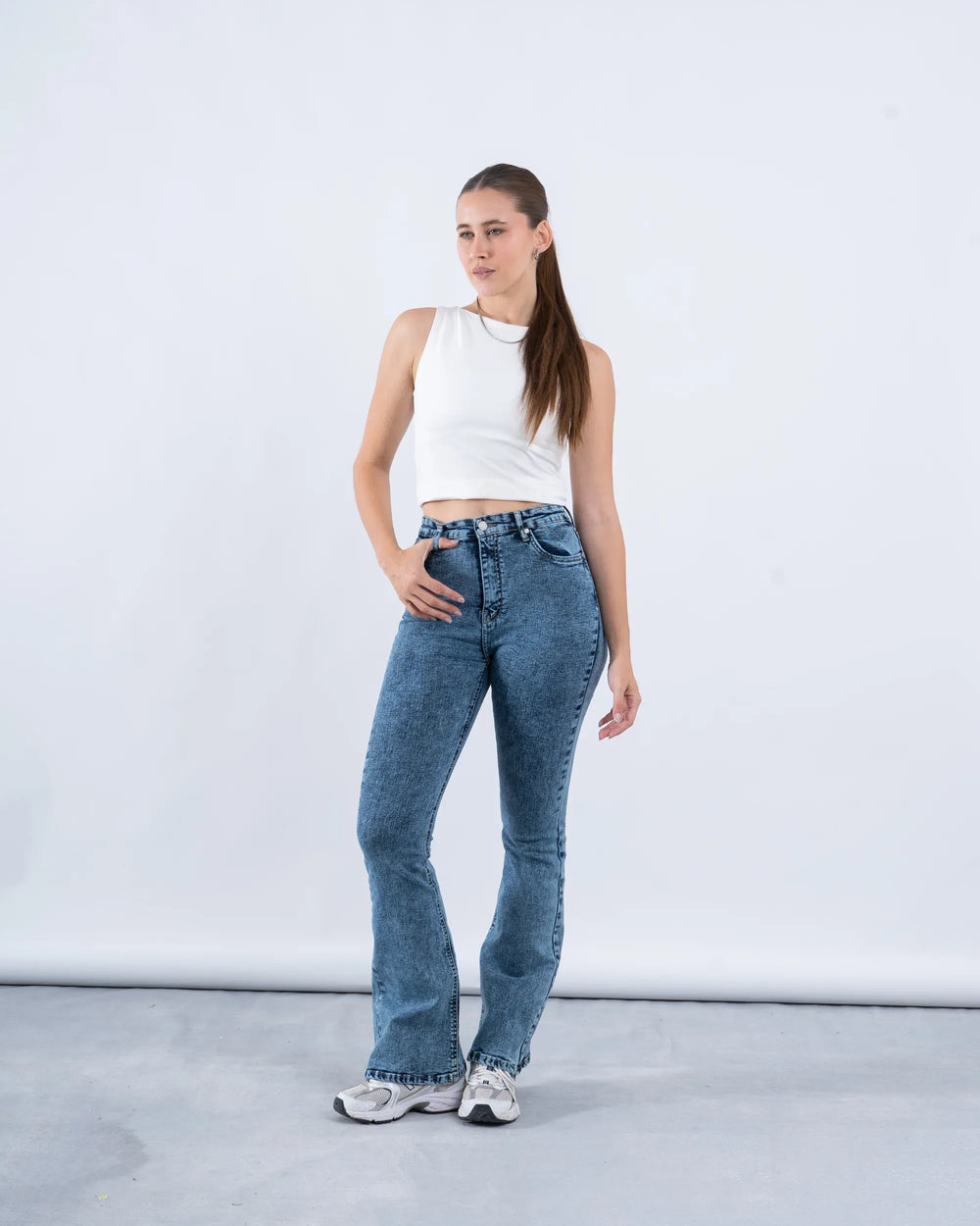 High-Rise Flared Denim Pants - Venti