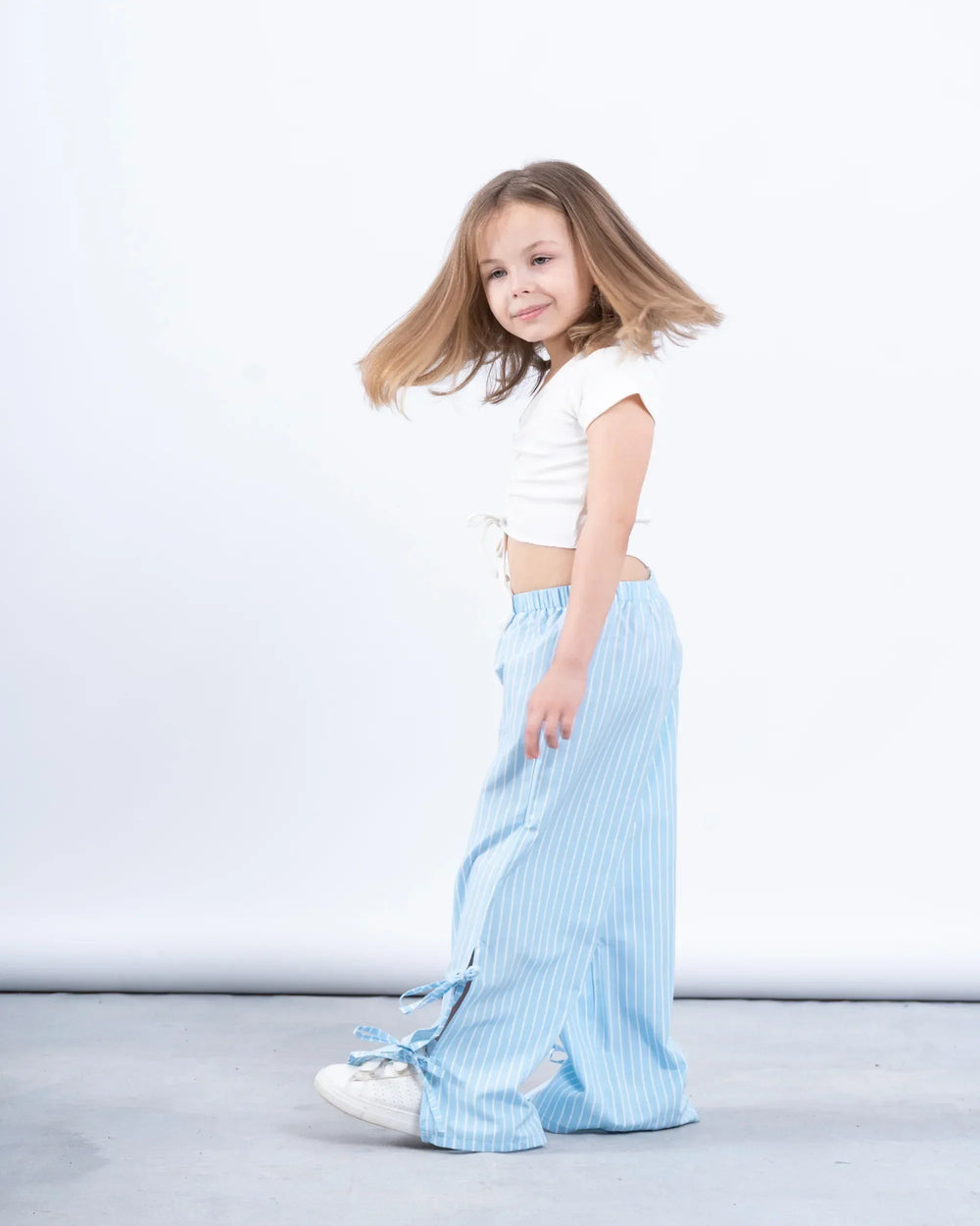 Striped Wide-Leg Pants with Side Ribbons - Venti