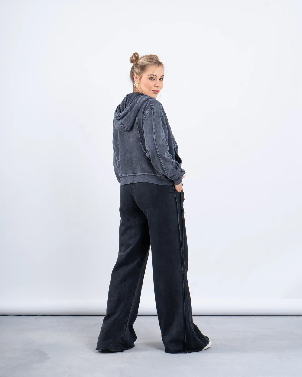 Acid-Wash Zip-Up Hoodie - Venti