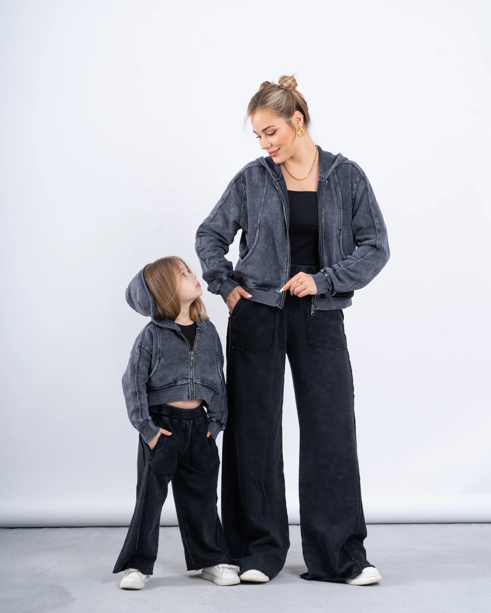 Acid-Wash Zip-Up Hoodie - Venti