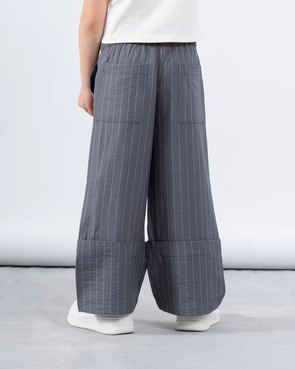 Pinstripe Wide-Leg Fold Leg Pants - Venti