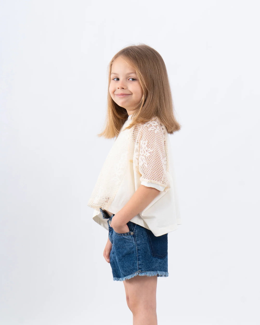 Lace Relaxed-Fit Top - Venti