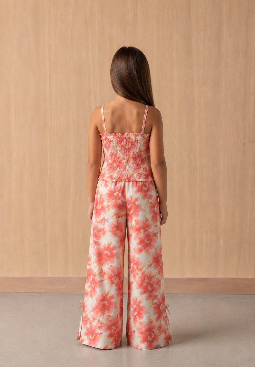 Girl pants with folded leg
