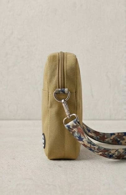 Brown Cross Body Bags