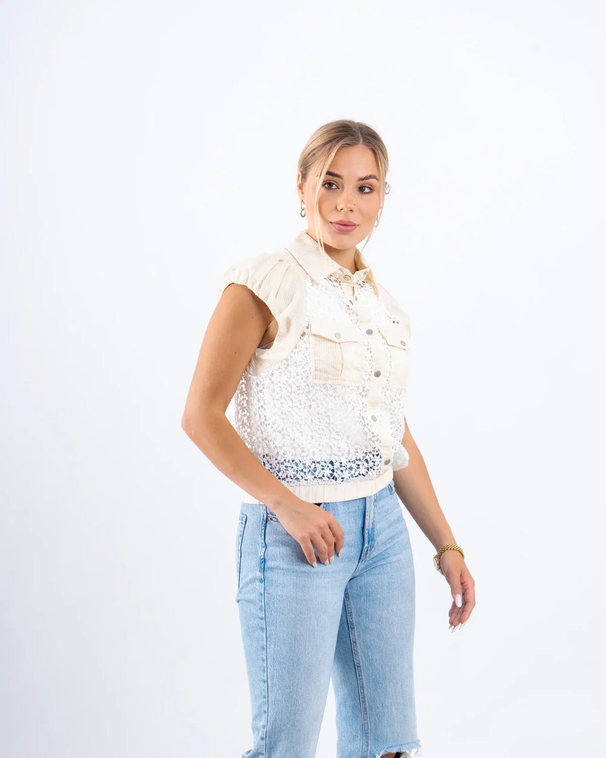 Lace Striped Buttoned Vest - Venti