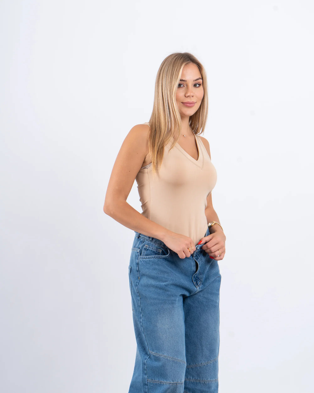 V-Neck Fitted Bodysuit - Venti