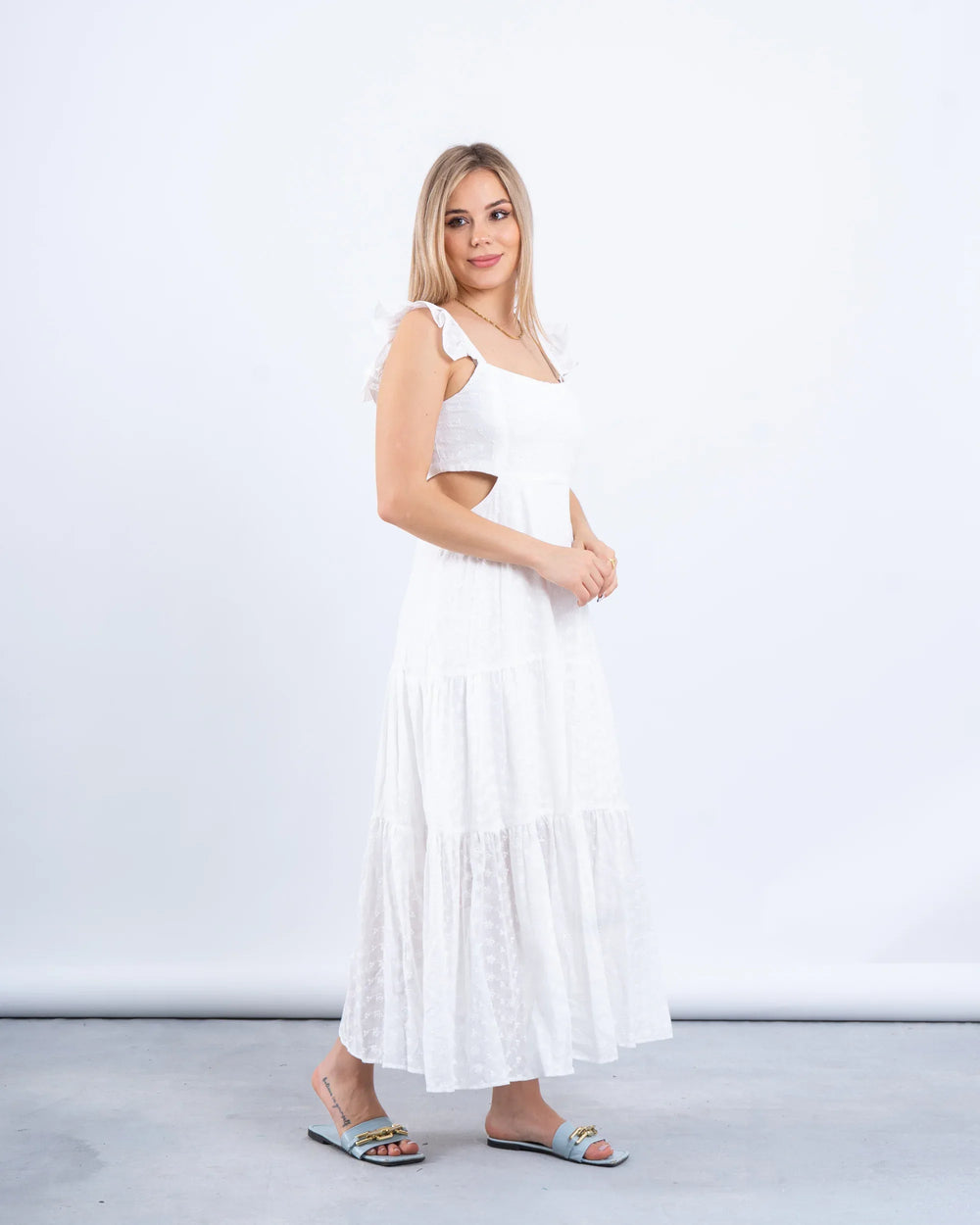 Embroidered Maxi Dress with Cut-Out - Venti