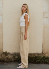 Women folded sides pants