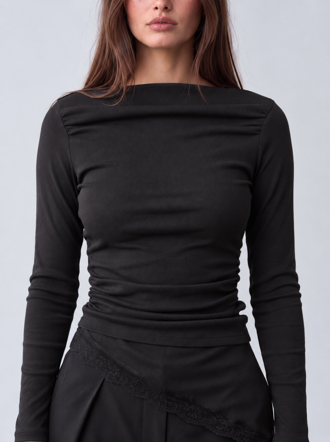 Women drapped lace trim
