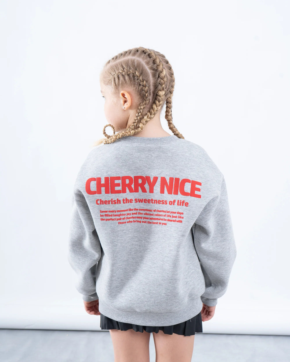 Fleece-Lined Cherry Graphic Sweatshirt - Venti