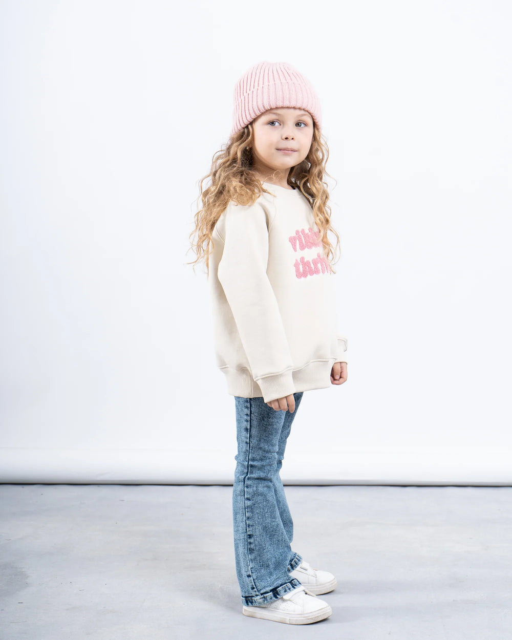 “Vibin’ & Thrivin’” Fleece-Lined Sweatshirt - Venti