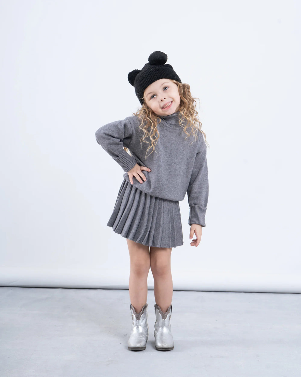 Knit High-Neck Sweater - Venti