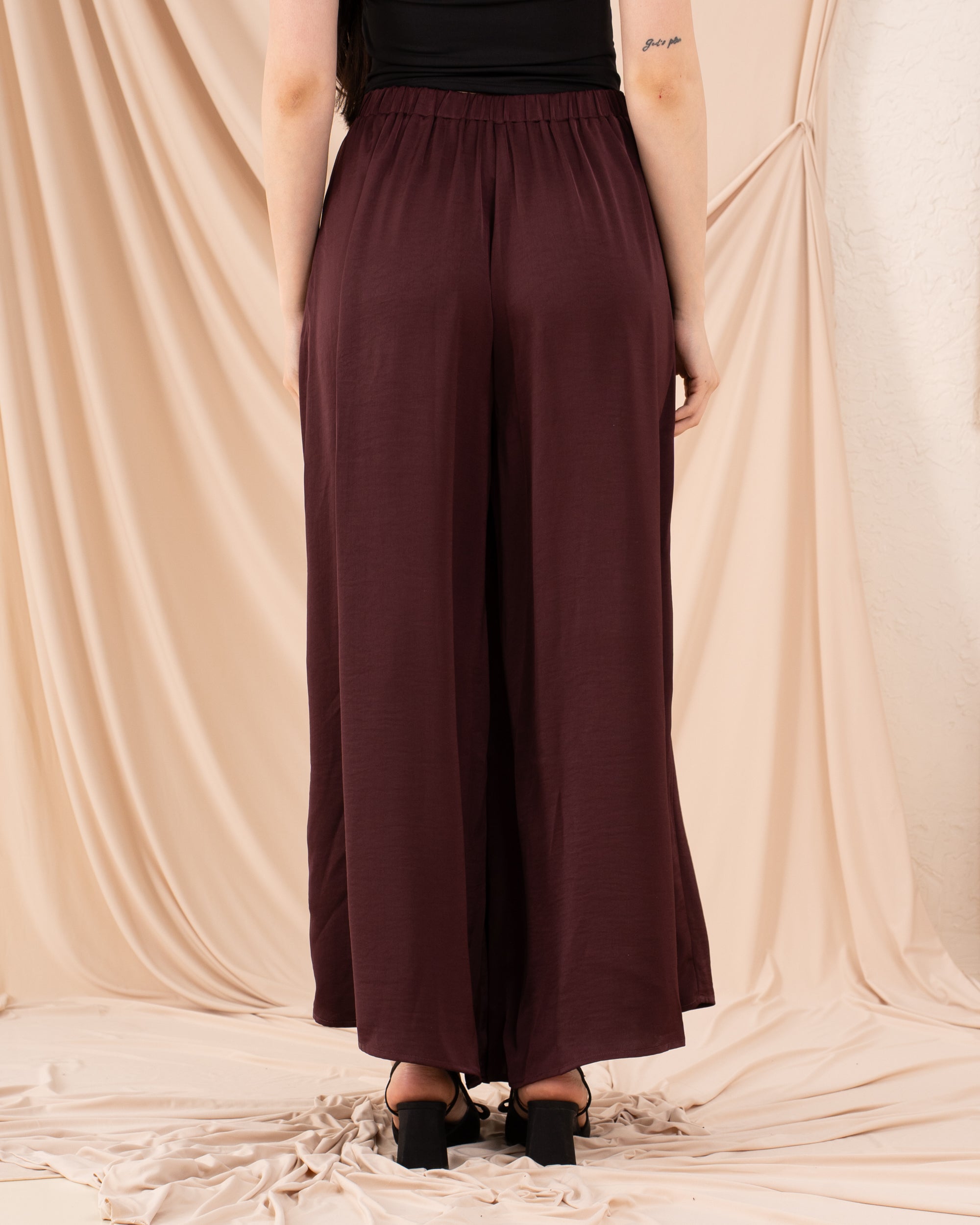 Women Flowy Pleats Pants