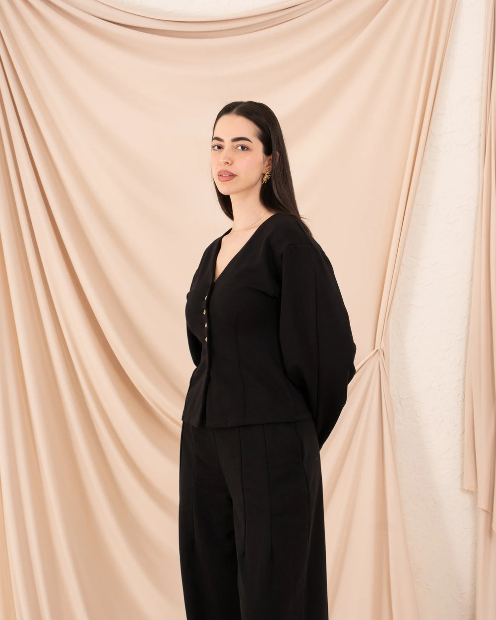 Women Fitted Buttoned Top - Venti