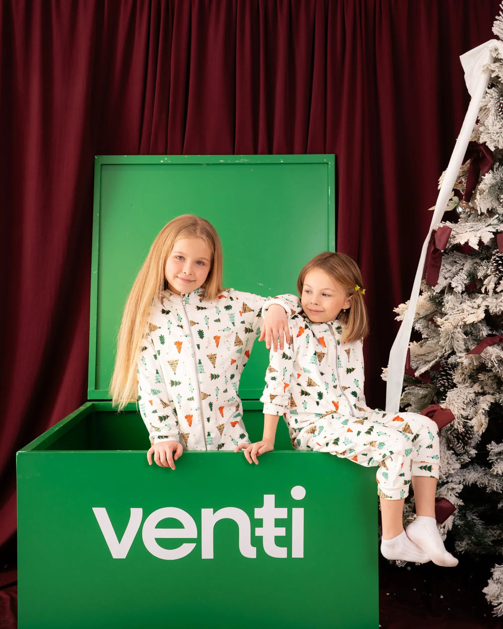 X-Mas Trees Printed Fleece Onesie - Venti