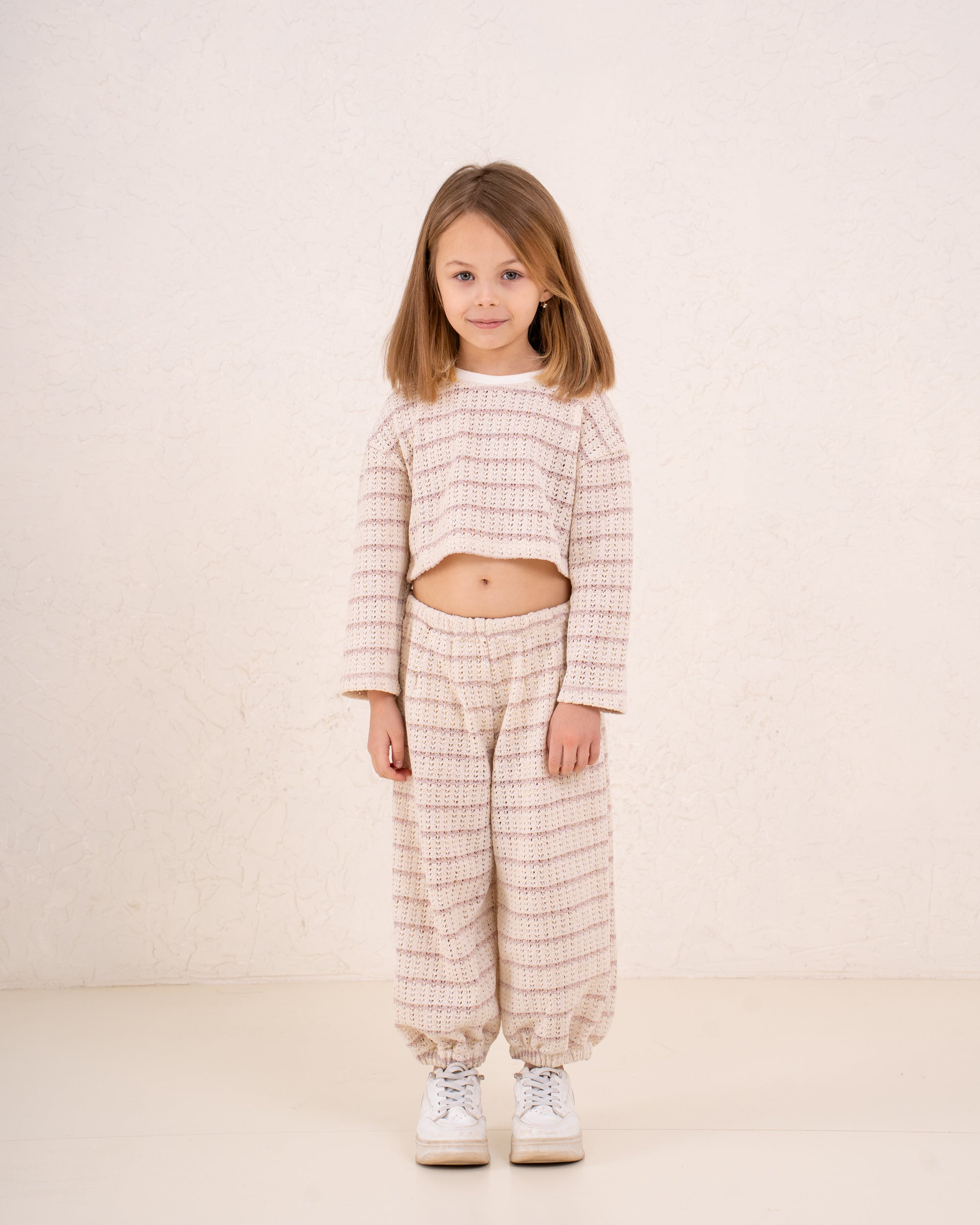 Girl knitted striped pullover