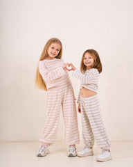 Girl knitted striped pullover