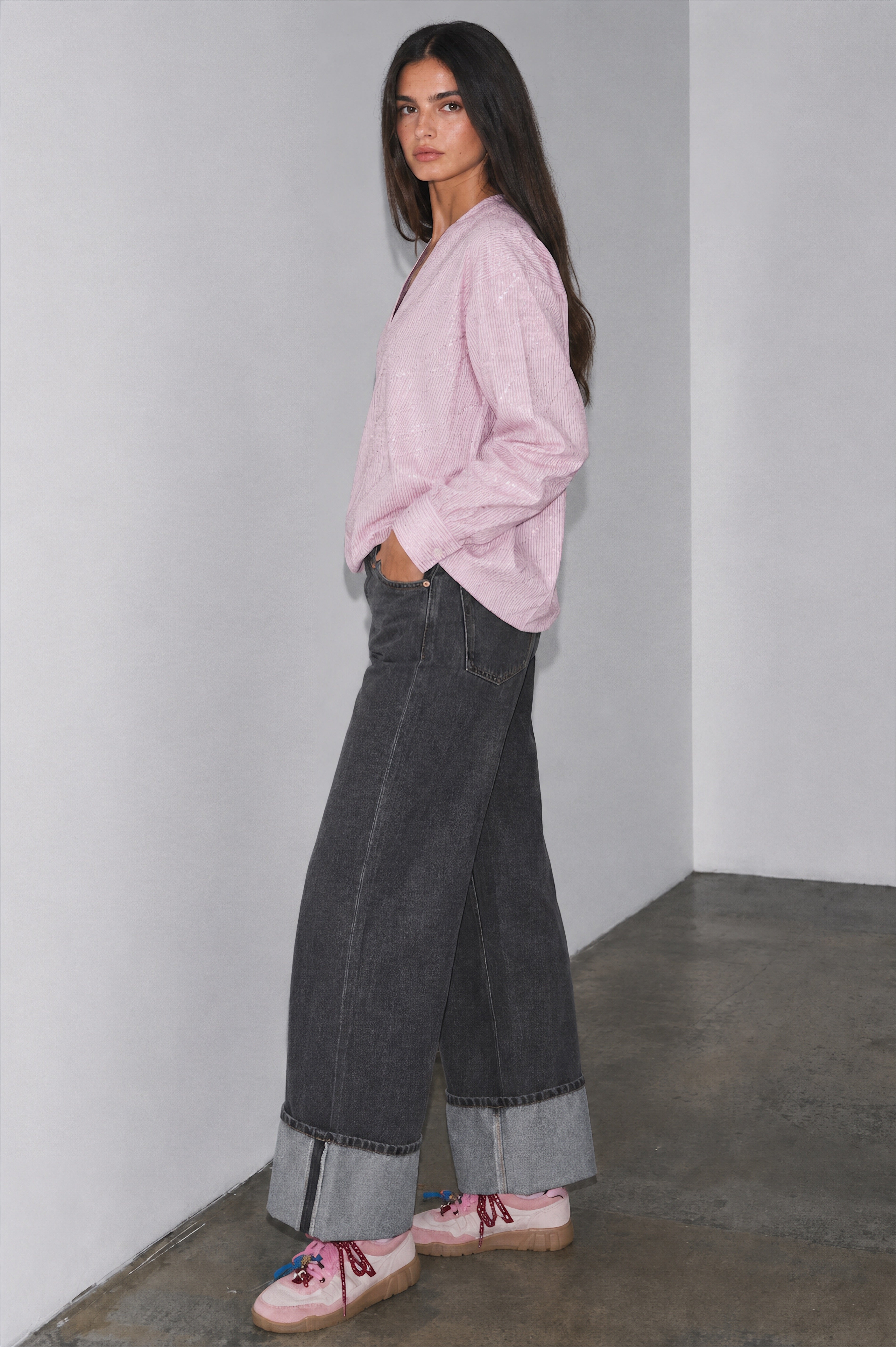 Women folded leg denim