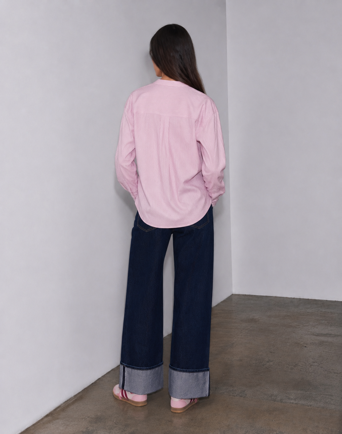 Women folded leg denim